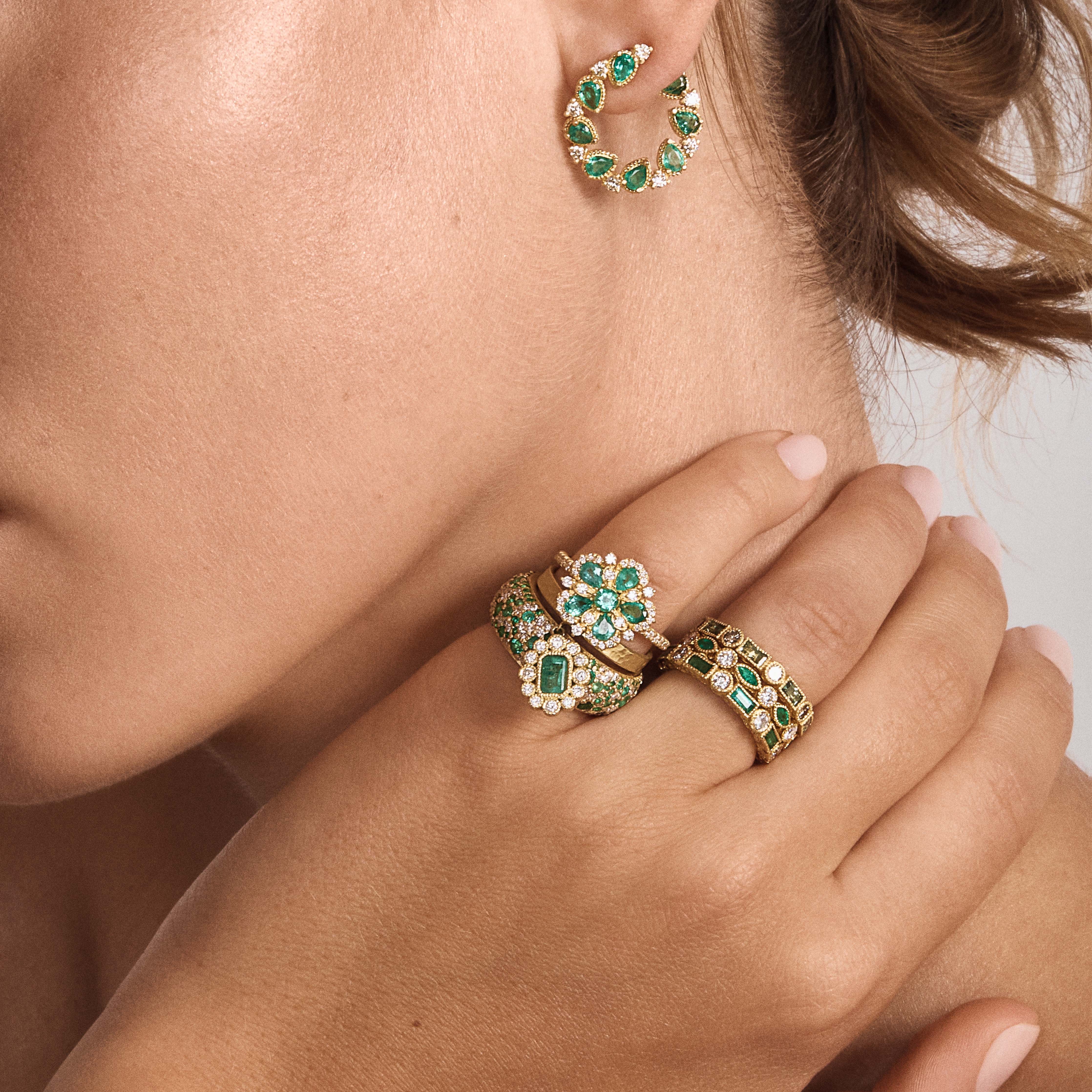 Small Jasmine Bloom Ring with Pink Sapphires & Diamonds